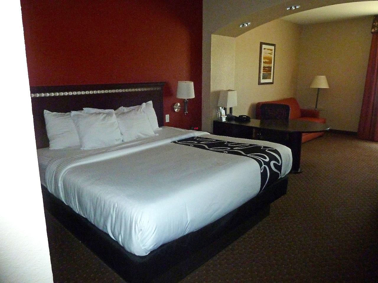 Americas Best Value Inn - Gun Barrel City Esterno foto