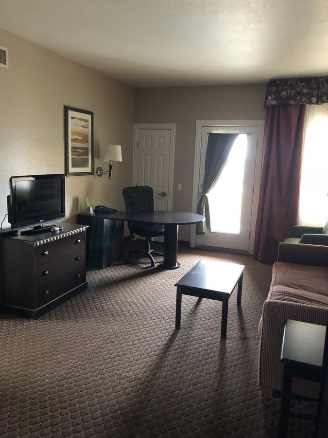 Americas Best Value Inn - Gun Barrel City Esterno foto